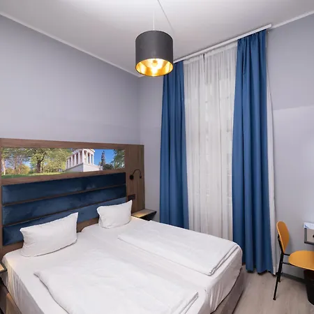 Smart Stay Hotel Station-2